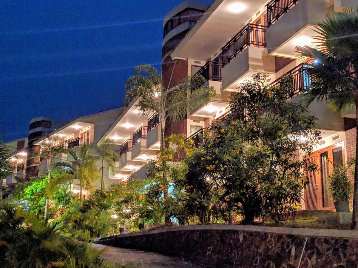 Taman Bukit Palem Resort Богор Екстер'єр фото