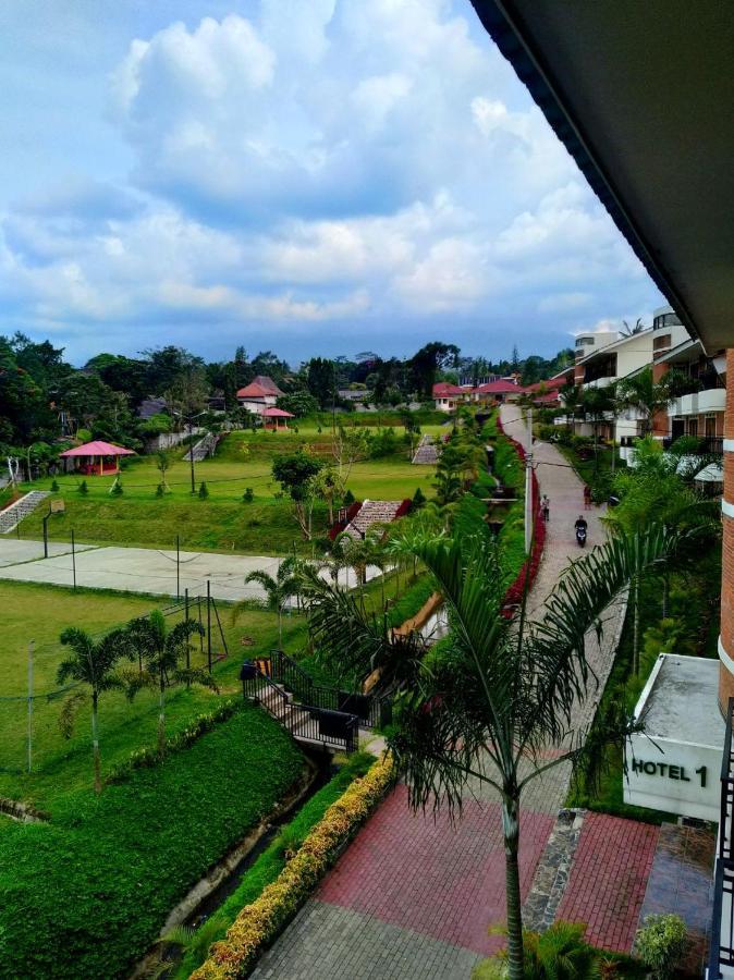 Taman Bukit Palem Resort Богор Екстер'єр фото